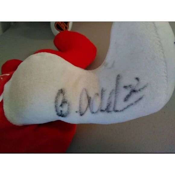 Detroit Redwings Teddy Bears Lot of 2 Signed - Picture 6 of 10